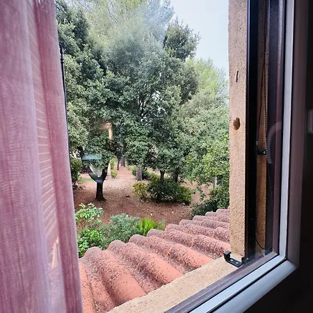 Semesterbostad Maison Les Pins Doree Sanary-sur-Mer